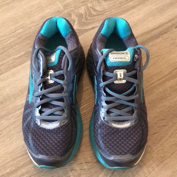 Brooks Ariel running shoes - Picture 2 of 3